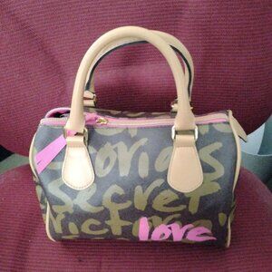 ❤️VICTORIAS SECRET LOVE Mini Dr Bag Speedy Purse